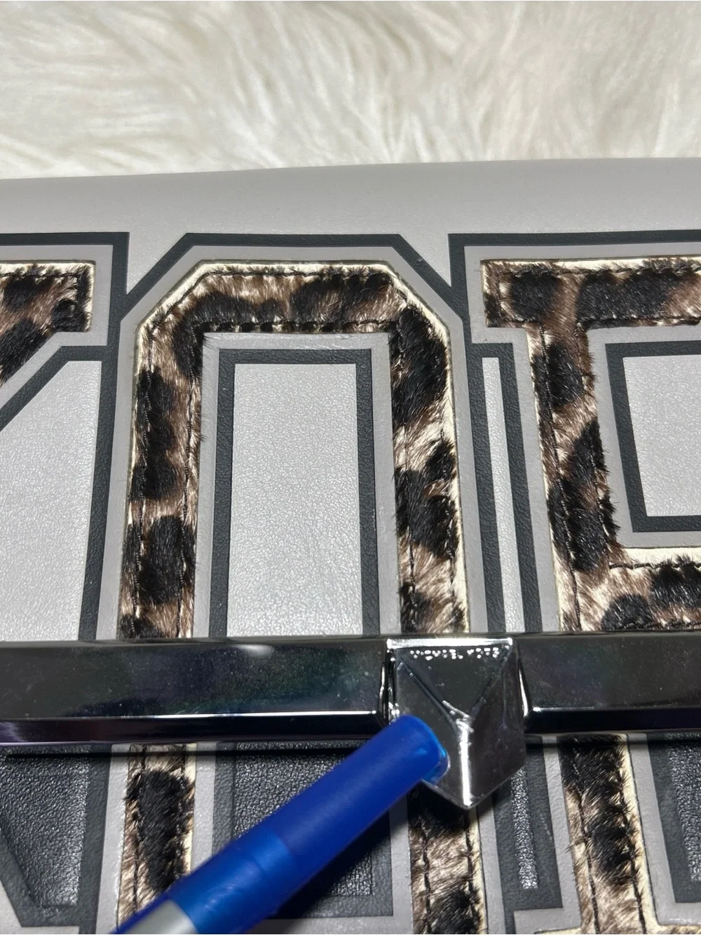Michael Kors White, Black & Leopard-Print Logo Clutch - Picture 7 of 12